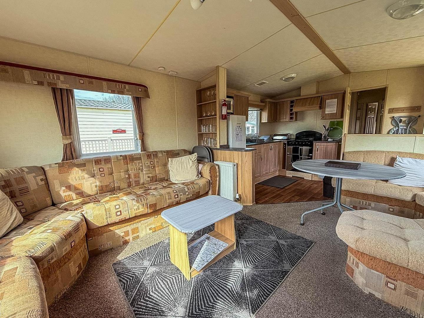 Spacious 8 Berth Caravan At Southview Holiday Park Near Skegness Ref 33018Ml Экстерьер фото