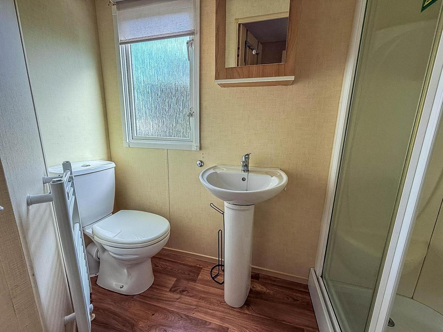 Spacious 8 Berth Caravan At Southview Holiday Park Near Skegness Ref 33018Ml Экстерьер фото