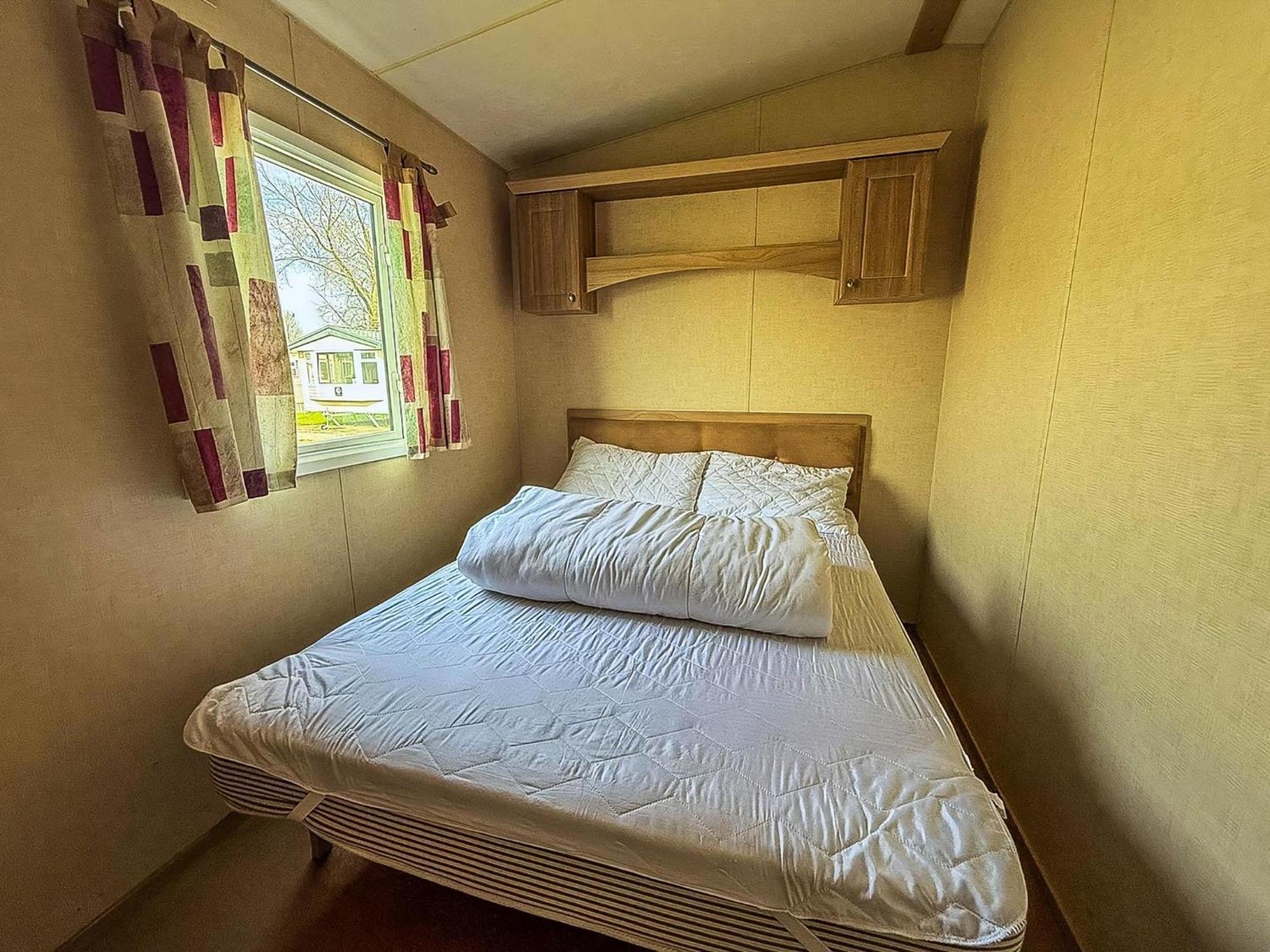 Spacious 8 Berth Caravan At Southview Holiday Park Near Skegness Ref 33018Ml Экстерьер фото
