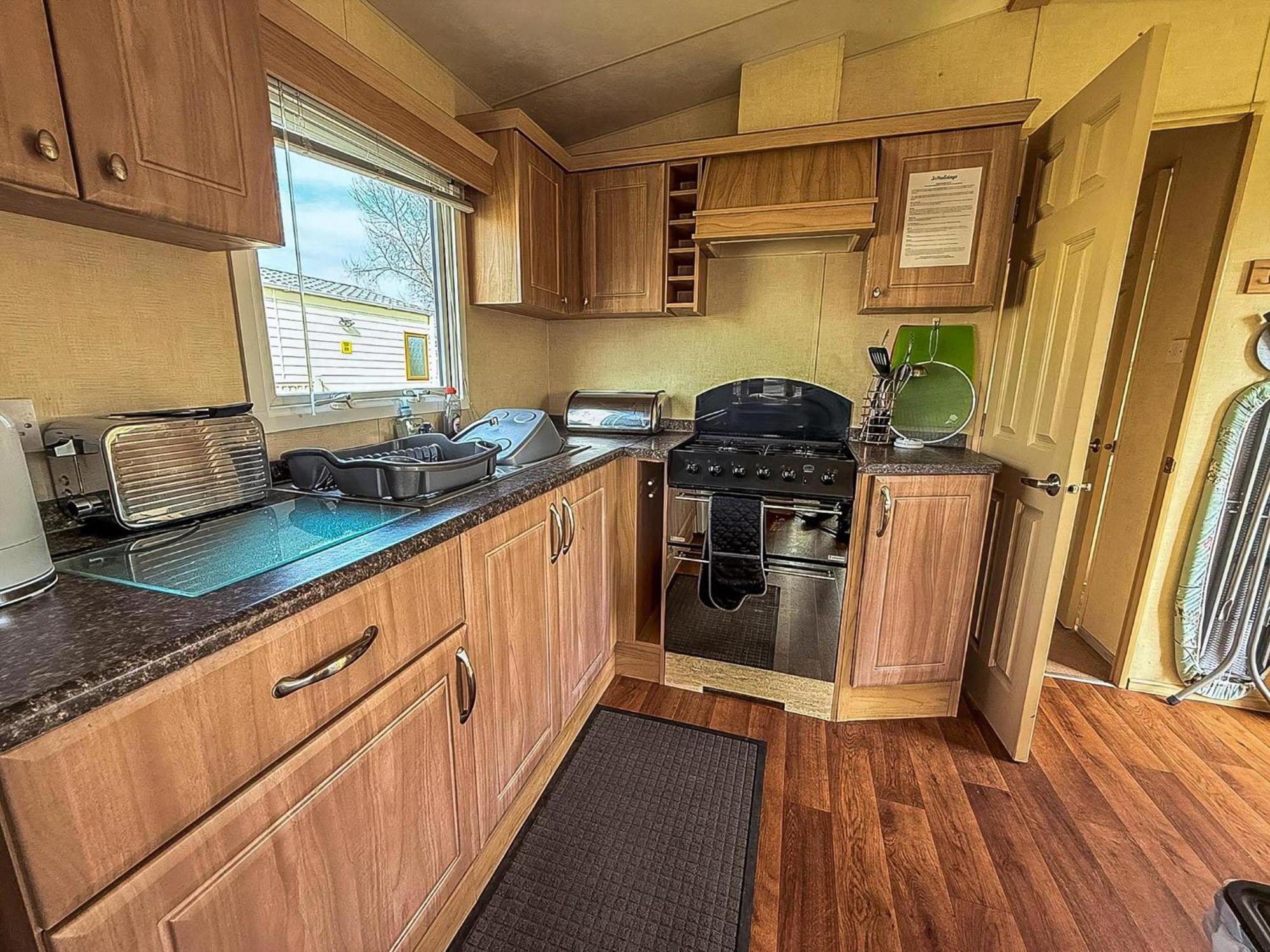 Spacious 8 Berth Caravan At Southview Holiday Park Near Skegness Ref 33018Ml Экстерьер фото