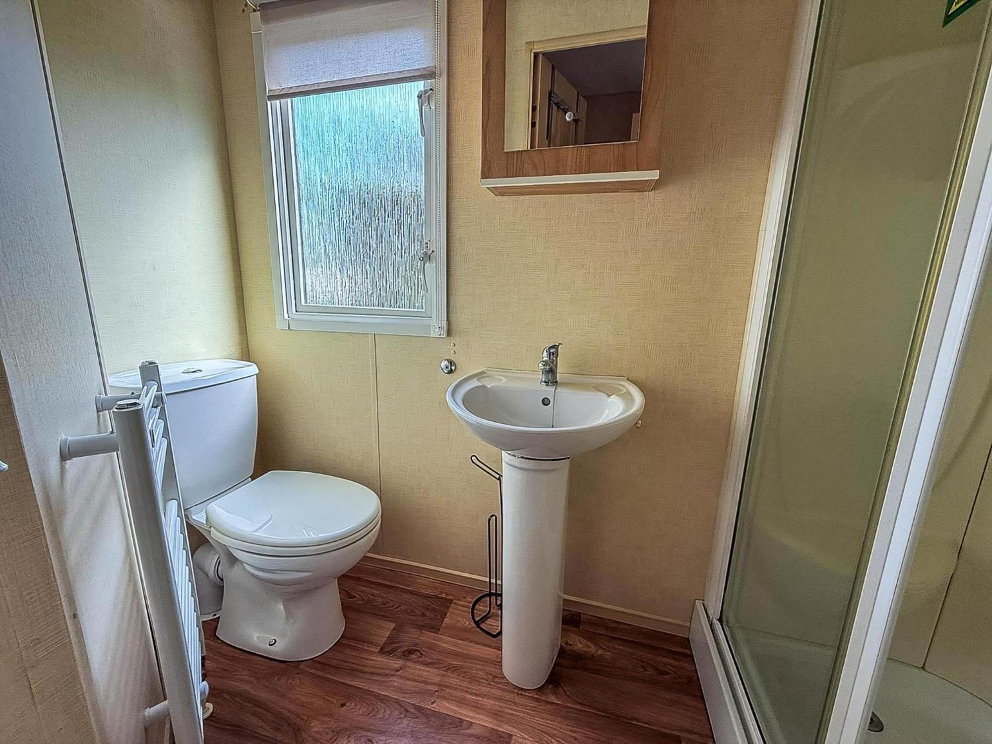 Spacious 8 Berth Caravan At Southview Holiday Park Near Skegness Ref 33018Ml Экстерьер фото